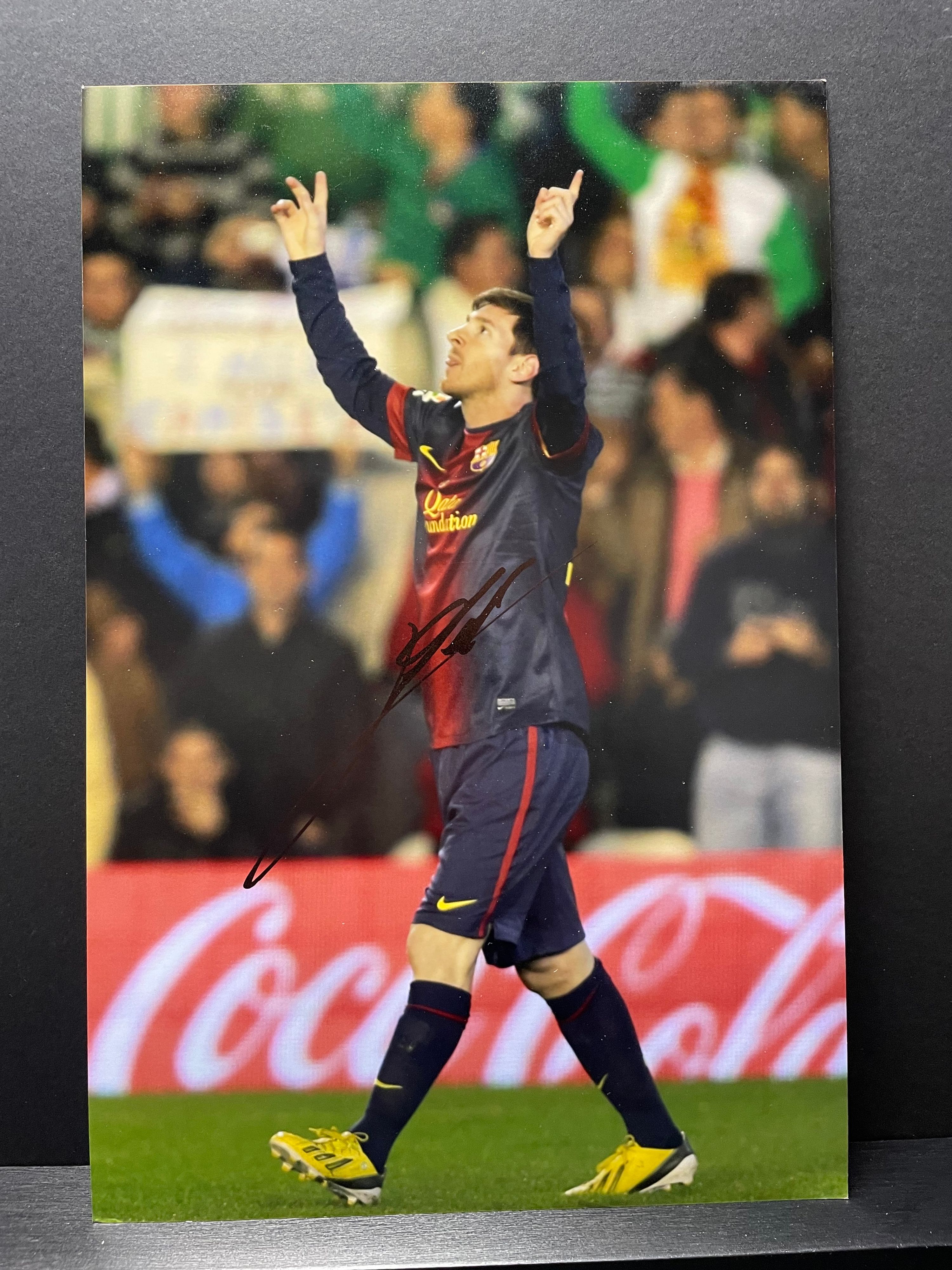 Lionel Messi Signed FC Barcelona Photograph – With COA