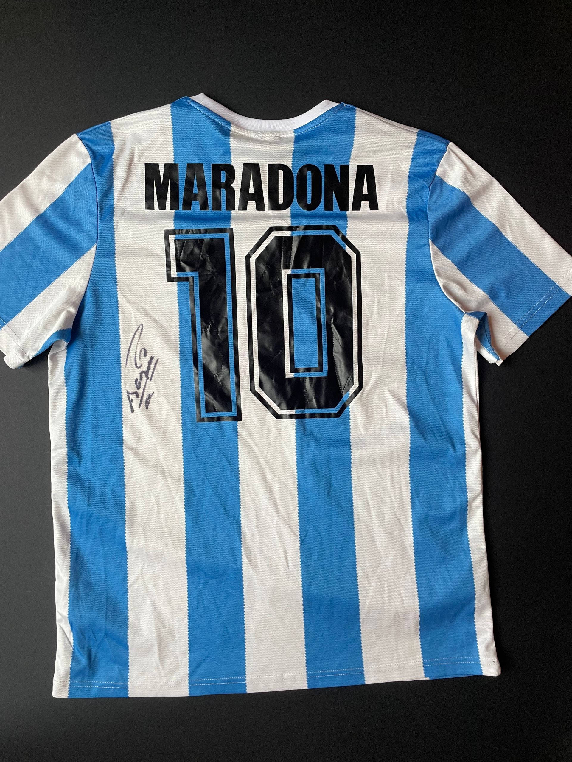 Diego Maradona Argentina Shirt Signed by Sergio Agüero
